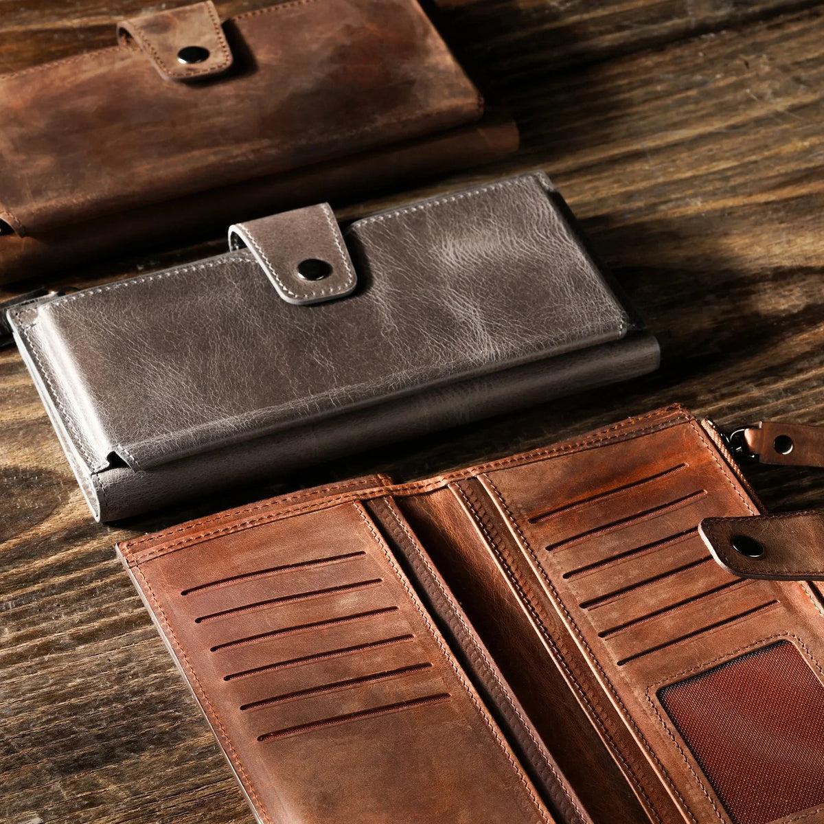 Aspar Telephone Part Wallet