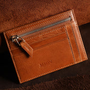 Clou Card Holder