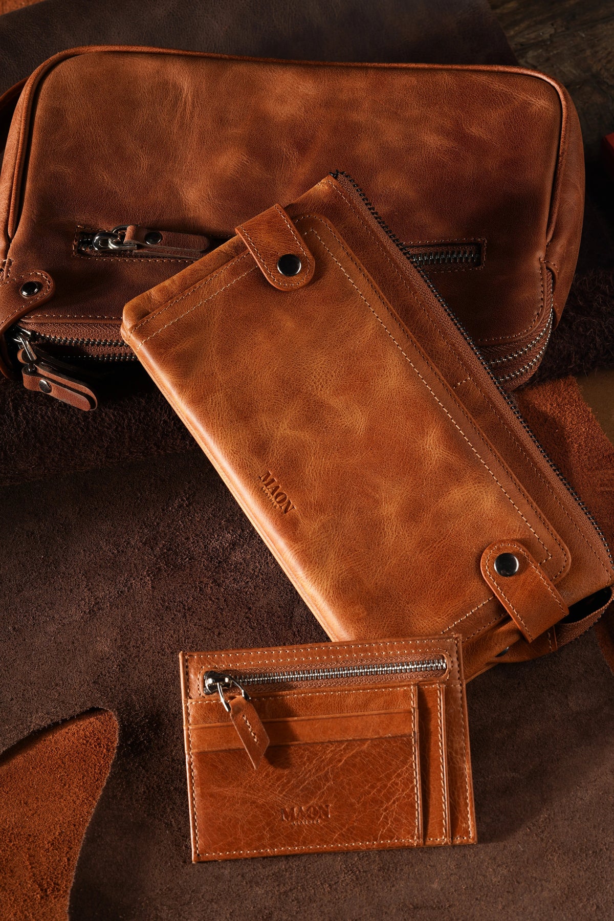 Rome Phone Comparted Wallet